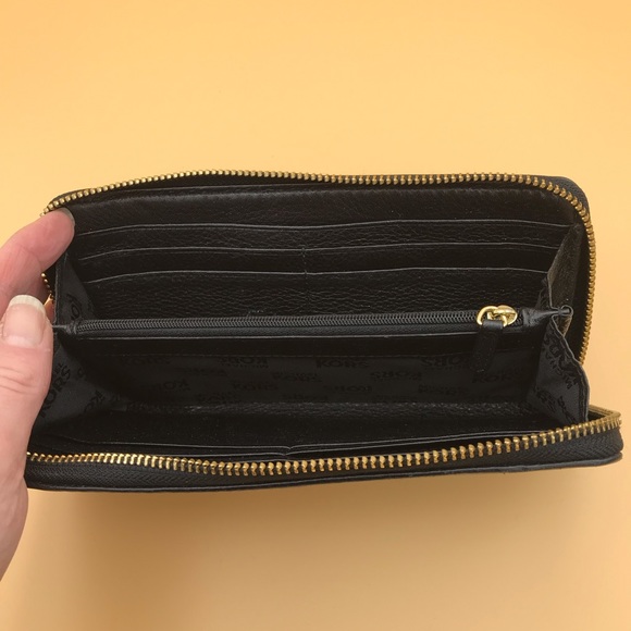 Michel Kors Zip Around Continental Black Leather Wallet With Gold Hardware - Picture 3 of 7